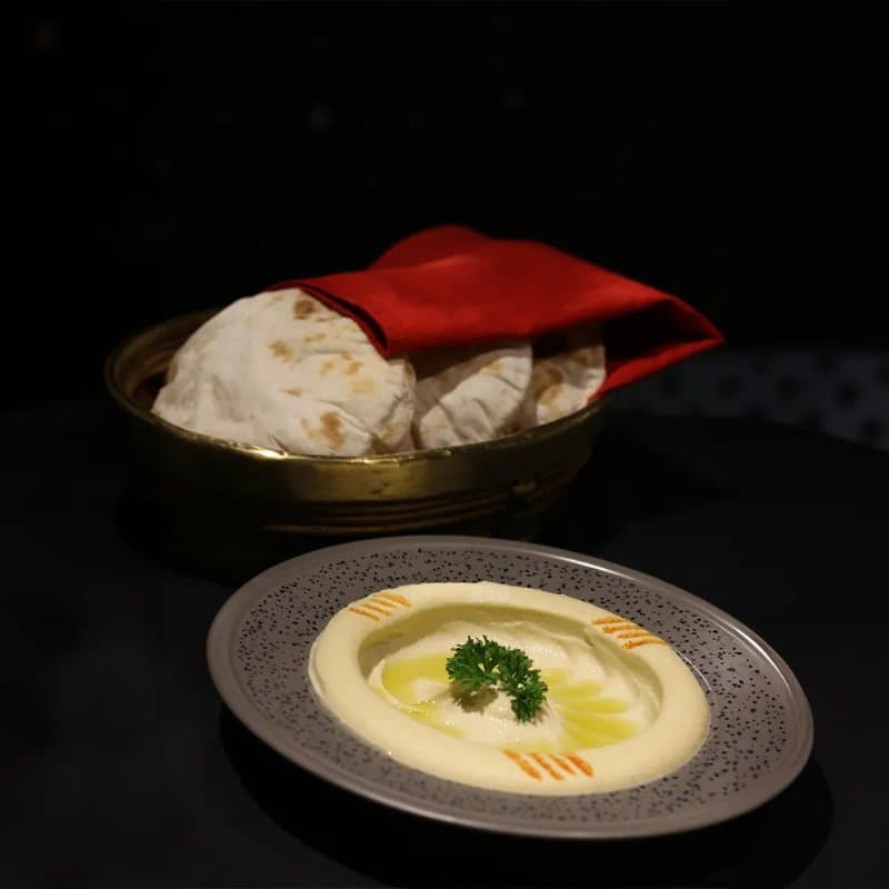 HUMMUS